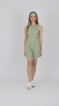 Serenita Shorts 8" (Pistachio)
